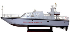 Motovedetta modellino cm usato  Viareggio