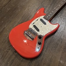 Squier by Fender CLASSIC Vibe '60s Mustang Usado 2011 Corpo de Choupo Bordo Pescoço Vermelho comprar usado  Enviando para Brazil