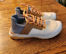 Olukai Womens Wailuku Athetic Shoes Size 7.5 comprar usado Olukai Womens Wailuku Athetic Shoes Size 7.5 comprar usado  Enviando para Brazil