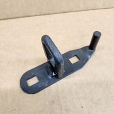 84-96 C4 Corvette trava traseira trava atacante montagem em vidro janela de captura BOM USADO comprar usado 84-96 C4 Corvette trava traseira trava atacante montagem em vidro janela de captura BOM USADO comprar usado  Enviando para Brazil