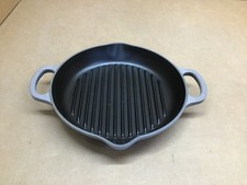Grelha redonda profunda Le Creuset ferro fundido esmaltado assinatura, 9,75", ostra comprar usado  Enviando para Brazil