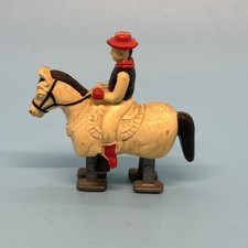 Brinquedo Louis Marx & Co. Ramp Walker, especificamente um cavalo com um cavaleiro cowboy comprar usado  Enviando para Brazil