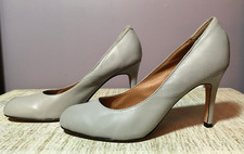 Corso como women for sale  Leverett