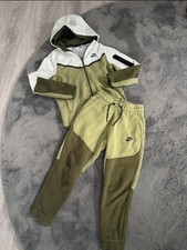 Nike tech fleece gebraucht kaufen  Fruerlund,-Engelsby, Tastrup