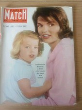 Paris match 627 d'occasion  Châtellerault