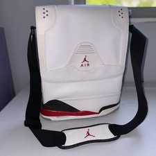 NIKE Air Jordan Retro 3 LII Bolsa para Laptop LEIA Alça de Ombro Tênis Branco Exclusivo comprar usado  Enviando para Brazil