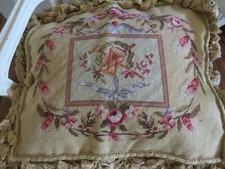 Gorgeous floral musical for sale  Oakdale