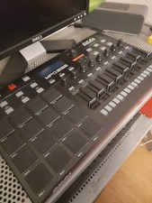 Akai professional mpd232 for sale  LONDON