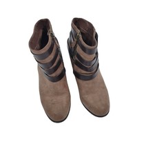 Madden girl brown for sale  Fairfield