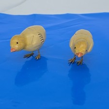 2 filhotes amarelos de madeira. Feito à mão. Casa de fazenda de artesanato de Páscoa, usado comprar usado 2 filhotes amarelos de madeira. Feito à mão. Casa de fazenda de artesanato de Páscoa, usado comprar usado  Enviando para Brazil