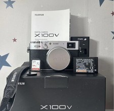 Fujifilm x100v megapixel usato  Ancona