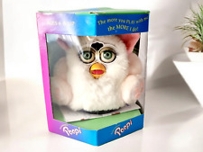 Furby bootleg POOPI knockoff furby rosa pele branca olhos verdes na caixa MUITO RARO comprar usado  Enviando para Brazil