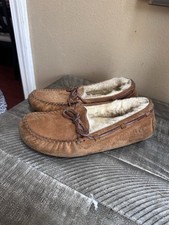 Ugg women slippers for sale  Meridian