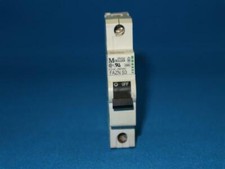 Disjuntor Moeller FAZN S3 FAZNS3 1 pólo com interruptor defeituoso comprar usado  Enviando para Brazil