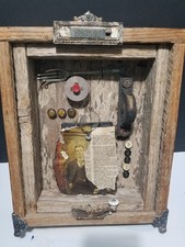 Objetos encontrados em caixa antiga arte exclusiva comprar usado Objetos encontrados em caixa antiga arte exclusiva comprar usado  Enviando para Brazil