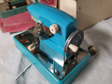 Mini machine coudre d'occasion  Pornichet