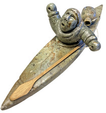 Esquimó Inuit, caçador em caiaque verde pedra-sabão esculpida à mão escultura feita no Alasca comprar usado  Enviando para Brazil