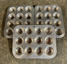 Set vintage mirro for sale  Grand Rapids
