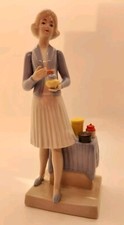 Estatueta de porcelana rara Tupperware Consultant Award anos 1960 Interpur com adesivo comprar usado  Enviando para Brazil
