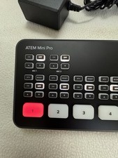 Comutador de transmissão ao vivo Blackmagic Design ATEM Mini Pro HDMI comprar usado  Enviando para Brazil