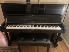 Yamaha piano d'occasion  Expédié en Belgium