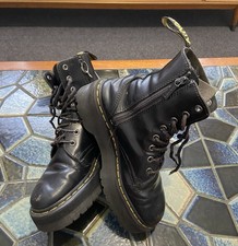 Botas plataforma Dr. Martens Jadon couro combate documentos botas pretas unissex EUA M7 L8 comprar usado  Enviando para Brazil