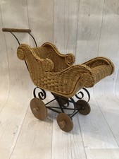 Vintage wicker sleigh for sale Vintage wicker sleigh for sale  WOODHALL SPA