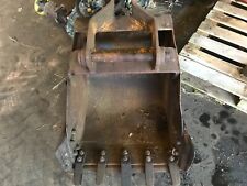 Toothed digging bucket for sale  GODSTONE