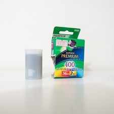 Usado, Fujifilm Superia Premium 400 - Expirado em 1/2012 - 36 exposições - 1 rolo de filme 35mm comprar usado  Enviando para Brazil