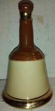 Bottiglia vintage bell usato  Italia