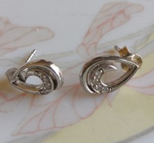Boucles oreilles clous d'occasion Boucles oreilles clous d'occasion  Limoges-