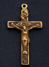 Croix pendentif ancienne d'occasion Croix pendentif ancienne d'occasion  Pont-Évêque