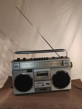 Vintage sanyo radio d'occasion  Expédié en Belgium