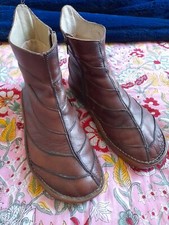 Naturalista brown leather for sale  COVENTRY
