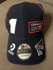 Cappello red bull usato  Torre del Greco