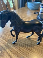 Garanhão preto Breyer Classic  comprar usado  Enviando para Brazil