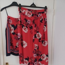 Oasis red floral for sale  SWANSEA