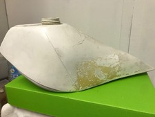 Serbatoio benzina aprilia usato Serbatoio benzina aprilia usato  Milano