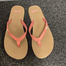 New sanuk women for sale  Crosby