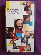 Vhs pavarotti friends usato  Verdellino