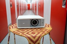 Sanyo plv z700 for sale  TWICKENHAM