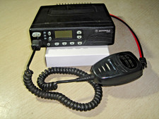 Motorola GM350 UHF 403-470MHz 128 canales con micrófono y cola DC segunda mano  Embacar hacia Mexico