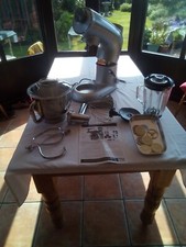 Deluxe food mixer for sale  NEWARK