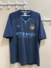 Camiseta de futebol Manchester City 2010 2011 vintage Umbro fora tamanho XL comprar usado  Enviando para Brazil