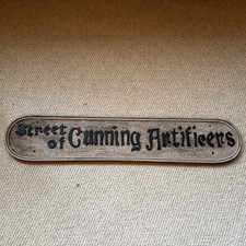 Discworld street cunning for sale  LONDON