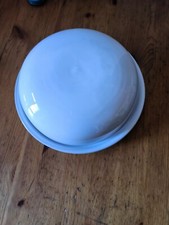 Assiette cloche porcelaine d'occasion Assiette cloche porcelaine d'occasion  Flumet