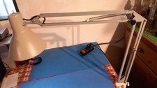 Lampada estensibile tavolo usato  Forli