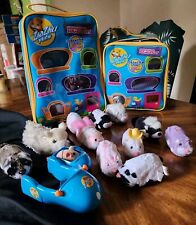 2008 2010 ZhuZhu Hamster Lote de 11 Estojos de Transporte para Casa de Animais de Estimação Faz Música Ruído Mover comprar usado  Enviando para Brazil