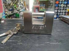 Lucchetto corazzato sicurezza usato Lucchetto corazzato sicurezza usato  Castelvetrano