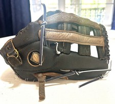 Nike show series for sale  White Pine
